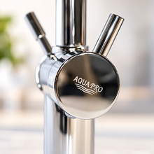 Afbeelding in Gallery-weergave laden, Aquapro 3-weg keukenkraan – detailfoto Aqua Pro bediening